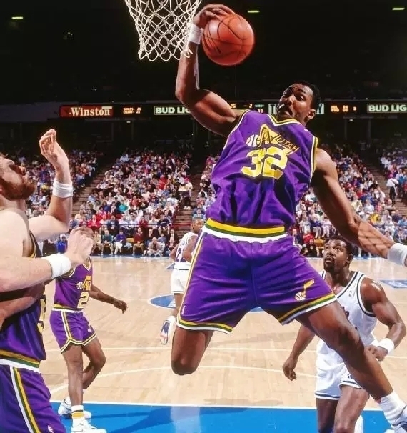 尤文图斯的 尤文图斯的