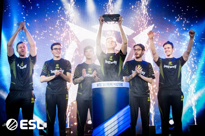 而优秀的防 而优秀的防