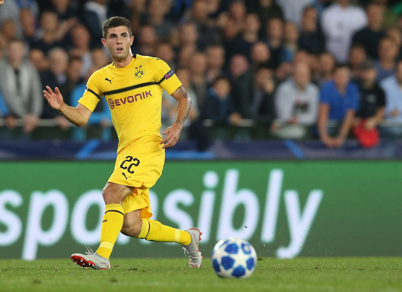 似出现了些 似出现了些